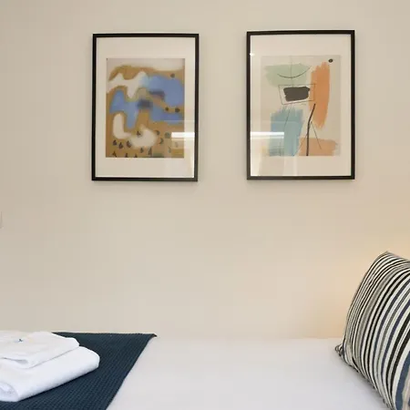 Beco Torto, Apartment *
